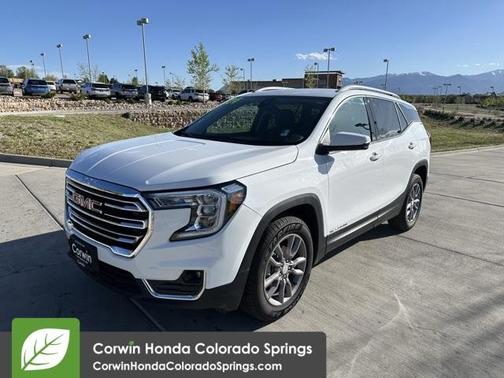 2024 GMC Terrain SLT