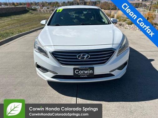 2017 Hyundai SONATA SE