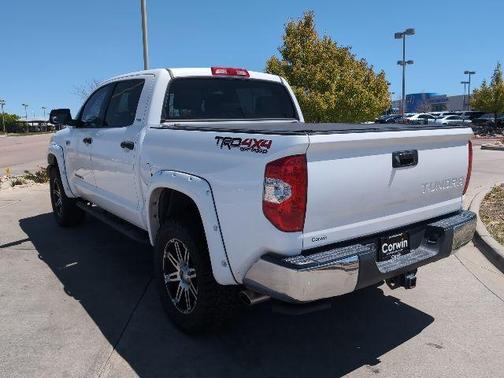 Super White 2017 Toyota Tundra SR5