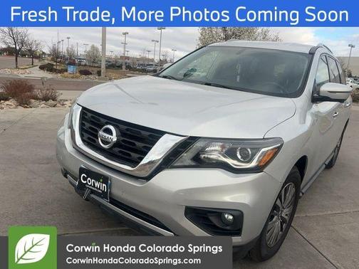 2019 Nissan Pathfinder SL