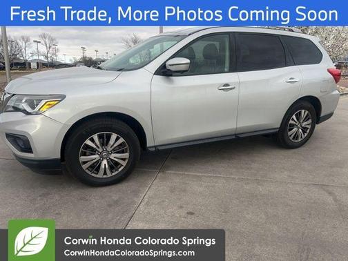 2019 Nissan Pathfinder SL