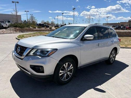 Brilliant Silver Metallic 2019 Nissan Pathfinder SL