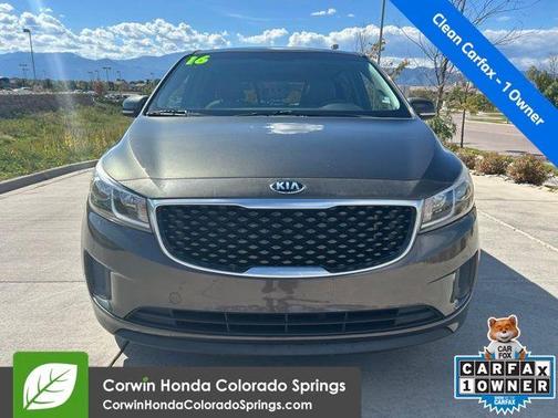 2016 Kia Sedona LX