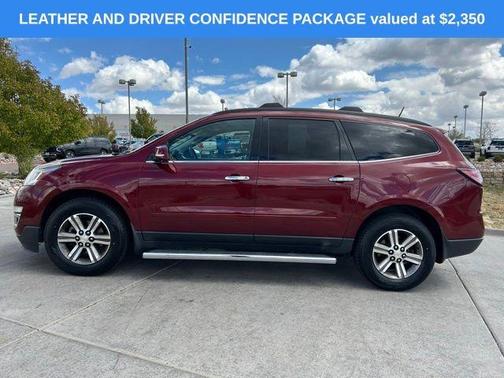 Siren Red Tintcoat 2016 Chevrolet Traverse 2LT