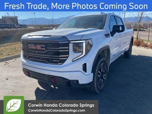 2023 GMC Sierra 1500 AT4