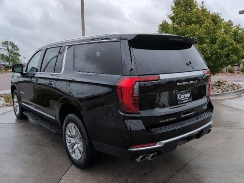 Onyx Black 2025 GMC Yukon XL Denali