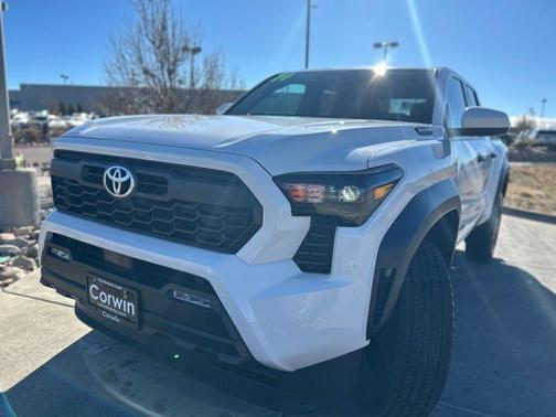 2024 Toyota Tacoma Hybrid TRD