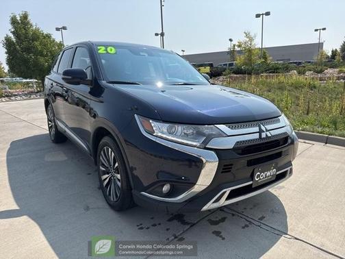 2020 Mitsubishi Outlander SE