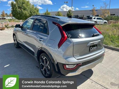 2023 Kia Niro SX Touring