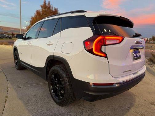 2023 GMC Terrain AT4