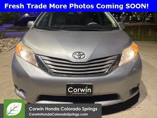 2013 Toyota Sienna XLE