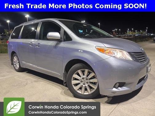 2013 Toyota Sienna XLE