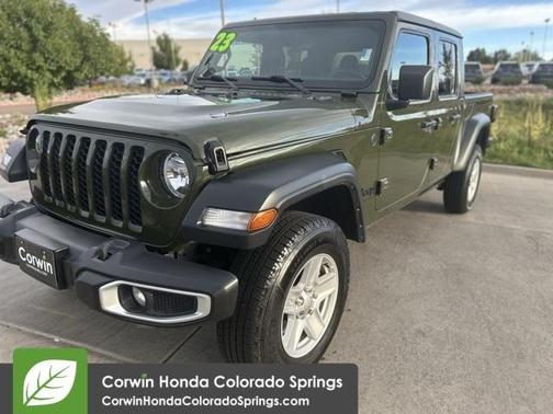 2023 Jeep Gladiator Sport
