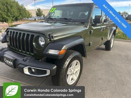 2023 Jeep Gladiator Sport