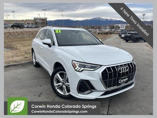 2021 Audi Q3 45 S line Premium