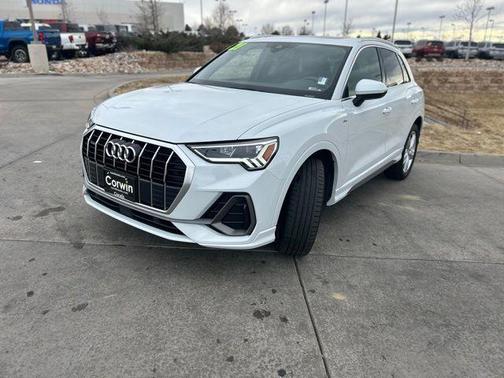 2021 Audi Q3 45 S line Premium
