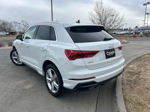 2021 Audi Q3 45 S line Premium