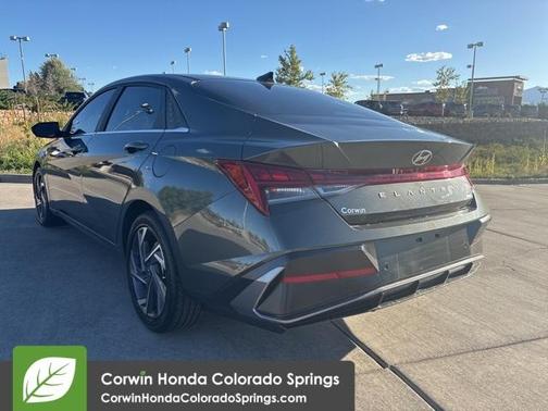 2024 Hyundai ELANTRA HEV Limited