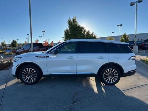 2022 Lincoln Aviator Reserve AWD