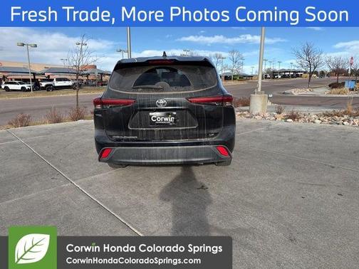 2023 Toyota Highlander LE