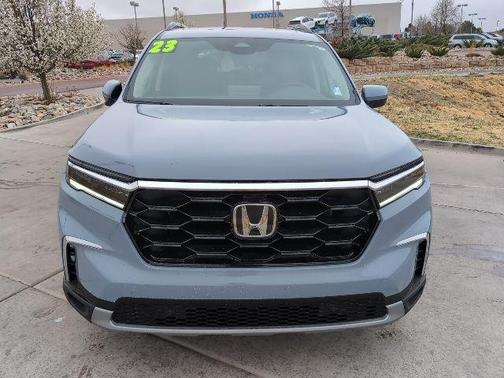 Sonic Gray Pearl 2025 Honda Pilot Touring