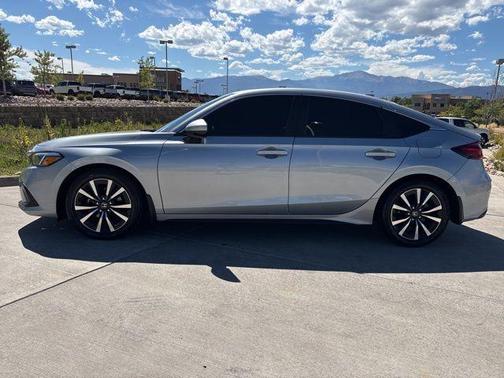 2022 Honda Civic EX-L
