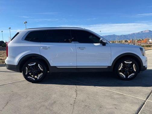 2024 Kia Telluride S