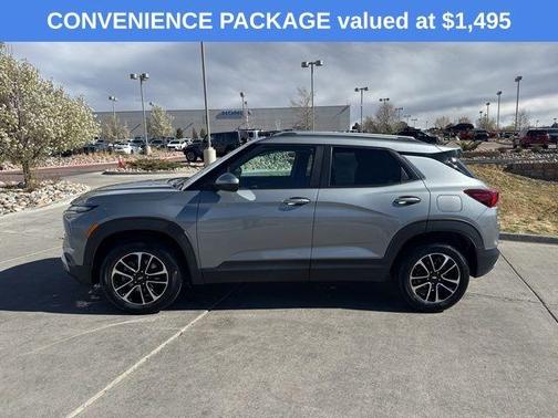 Sterling Gray Metallic 2024 Chevrolet Trailblazer LT