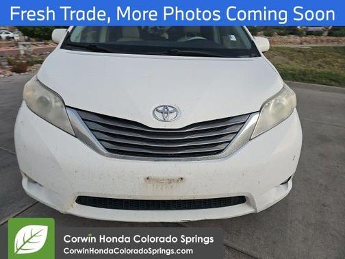 2013 Toyota Sienna XLE