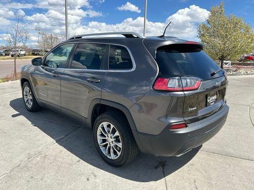 Granite Crystal Clearcoat Metallic 2021 Jeep Cherokee Latitude Lux