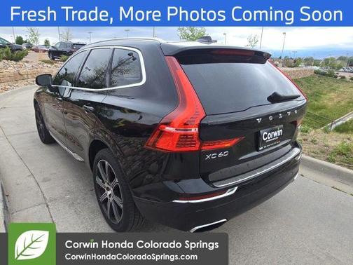 Onyx Black Metallic 2019 Volvo XC60 T6 Inscription