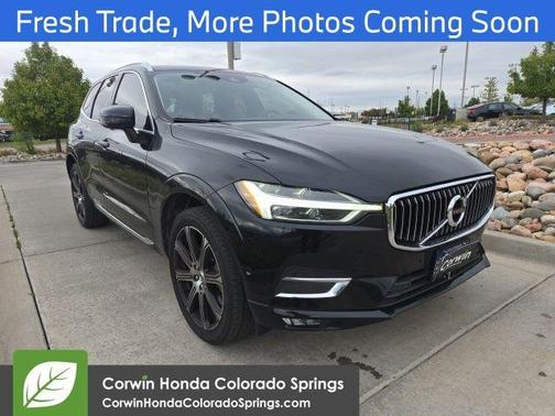 Onyx Black Metallic 2019 Volvo XC60 T6 Inscription