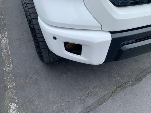 Super White 2021 Toyota Tundra SR5