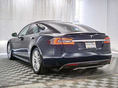 2014 Tesla Model S 85