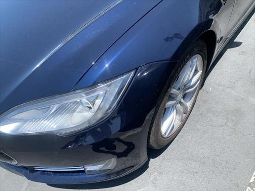 2014 Tesla Model S 85