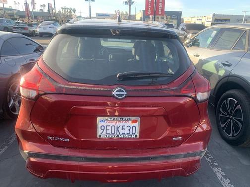 2023 Nissan Kicks SR