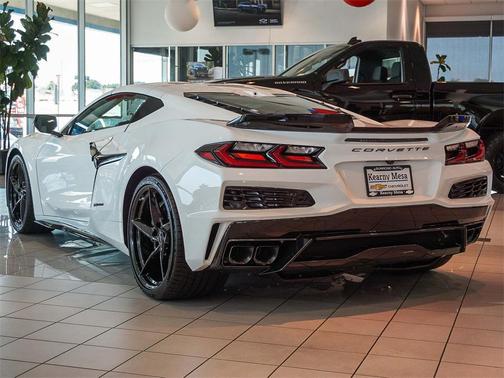 2025 Chevrolet Corvette E-Ray