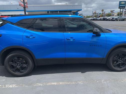 Riptide Blue Metallic 2024 Chevrolet Blazer 2LT