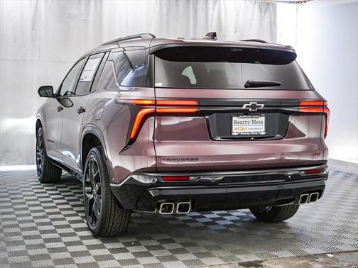 2025 Chevrolet Traverse RS
