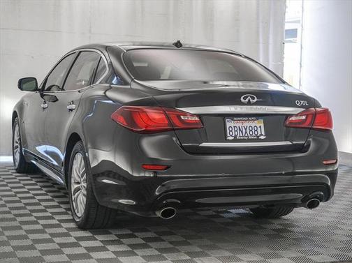 2015 INFINITI Q70L 3.7