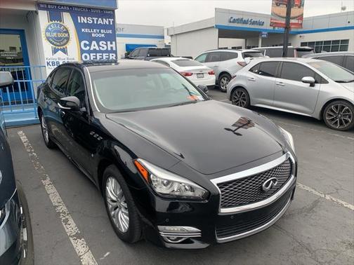 2015 INFINITI Q70L 3.7