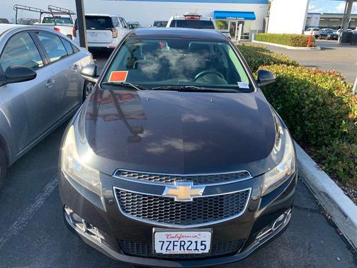 Black Granite Metallic 2014 Chevrolet Cruze 1LT