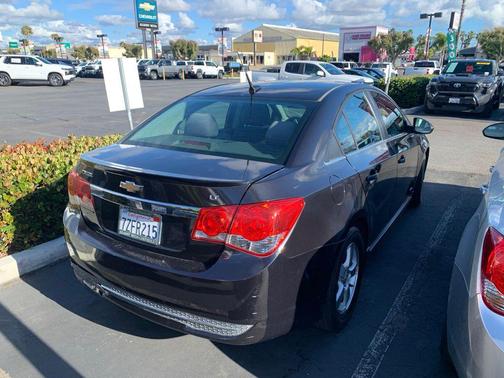 Black Granite Metallic 2014 Chevrolet Cruze 1LT