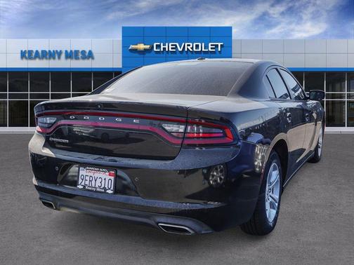 Pitch Black Clearcoat 2020 Dodge Charger SXT