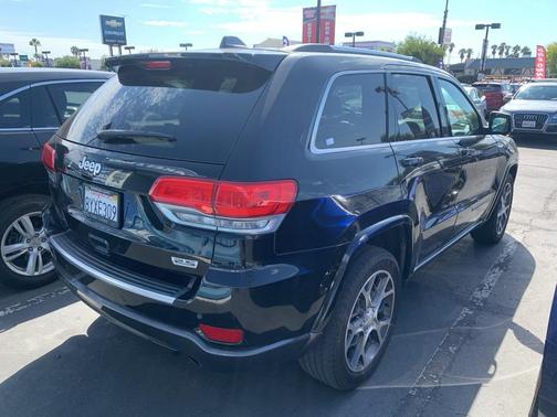 2018 Jeep Grand Cherokee Sterling Edition