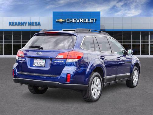 Azurite Blue Pearl 2010 Subaru Outback 2.5 i Premium