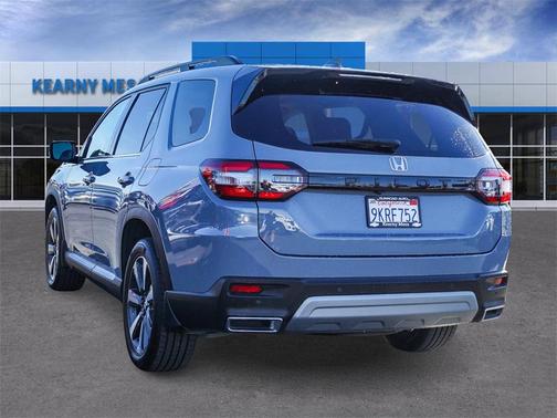 2024 Honda Pilot Touring 8-Passenger