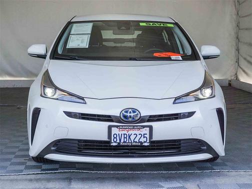 2021 Toyota Prius LE