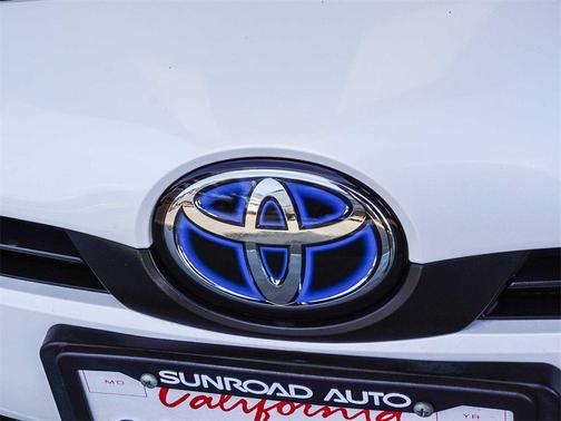 2021 Toyota Prius LE