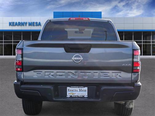 2023 Nissan Frontier S